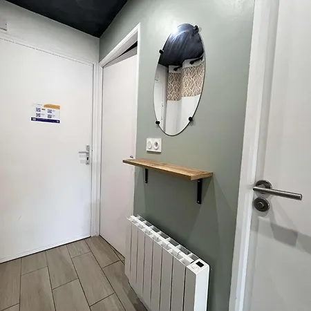 Lägenhet Appt - Lr220-011