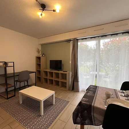 Appt - Lr220-011 * La Rochelle (Charente-Maritime)